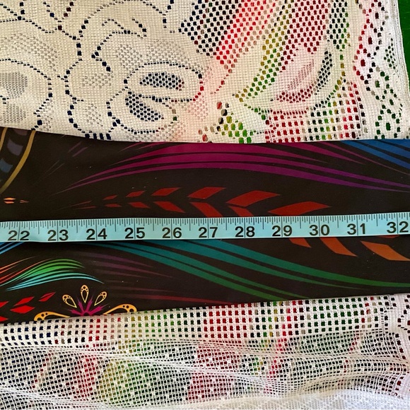 GearBunch athletic leggings, Skulls, Mandala, sz Small, 34 ins. long, 2 pairs. - Picture 10 of 12